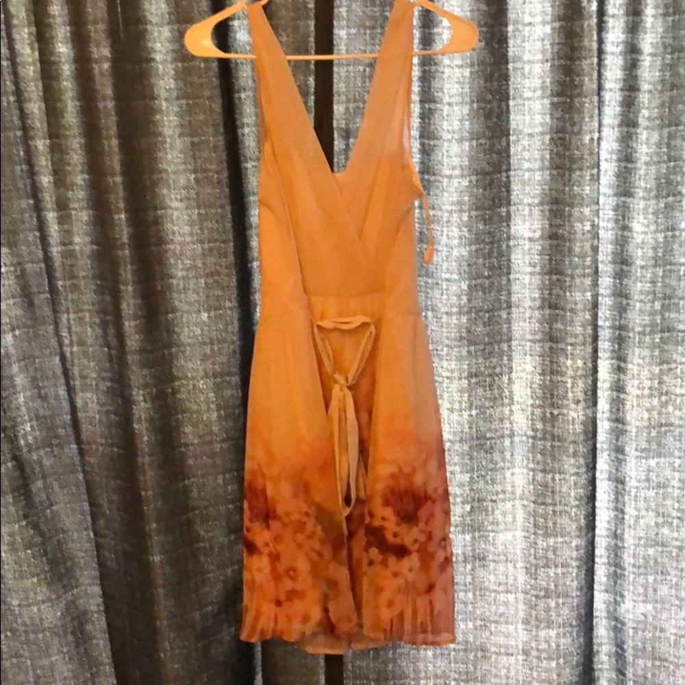 Cute dress - Picture 2 of 2